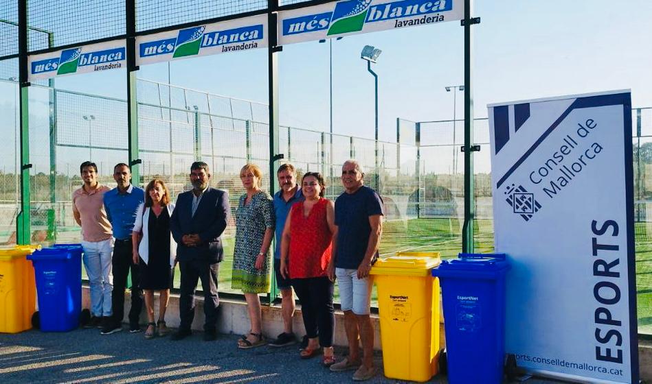Presentación de la campaña de educación ambiental y el reciclaje en los polideportivos de Mallorca.