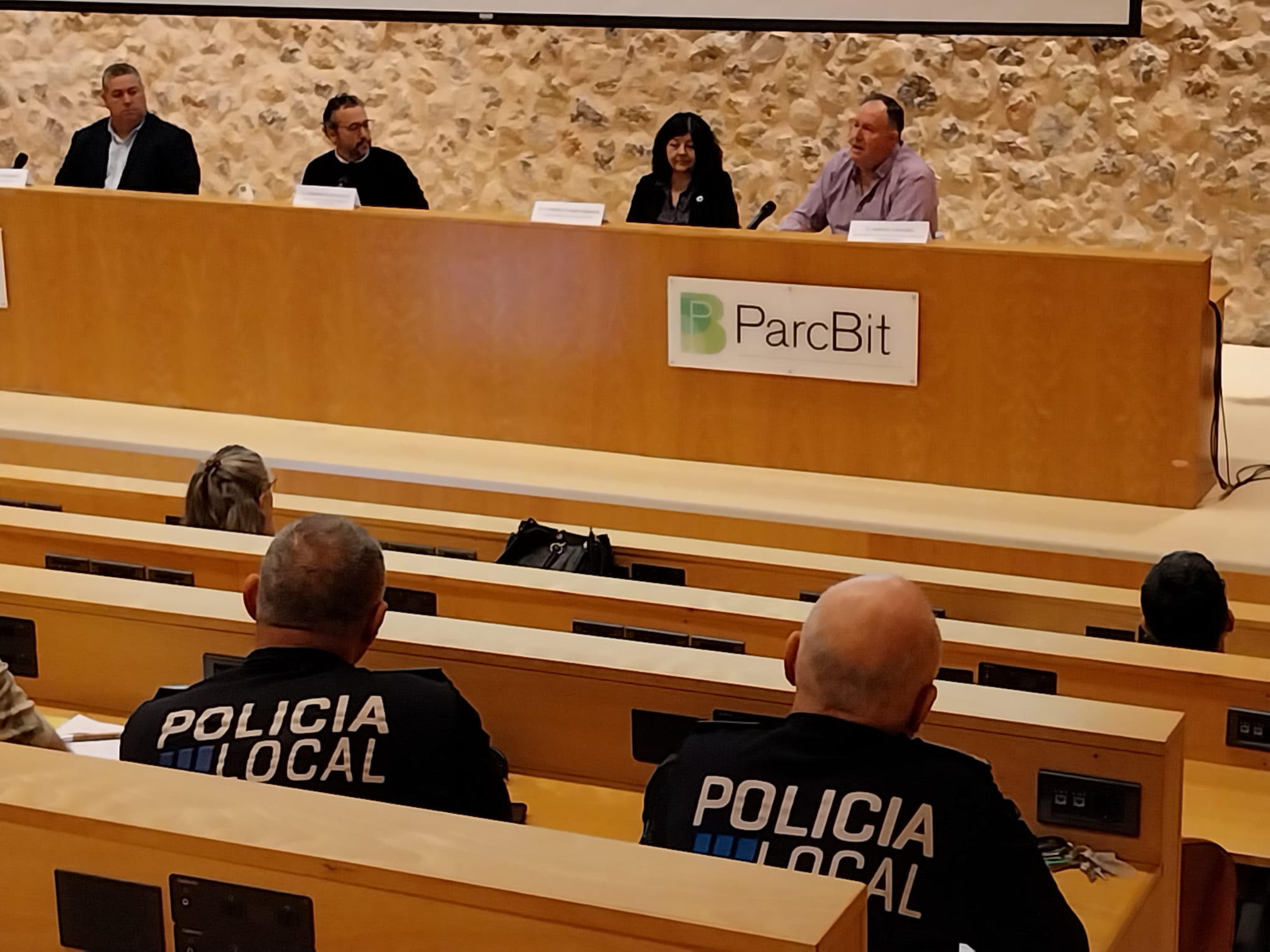 Policia Local, Guàrdia Civil, ajuntaments, federacions esportives, DGT i el Consell de Mallorca han participat a la comissió.
